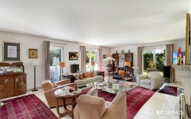 Villa 9 pièces - image - 4