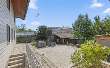 Single house - image - 5