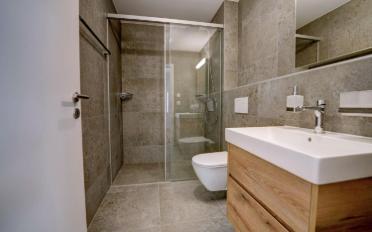 Apartment 4.5 rooms - image - 8