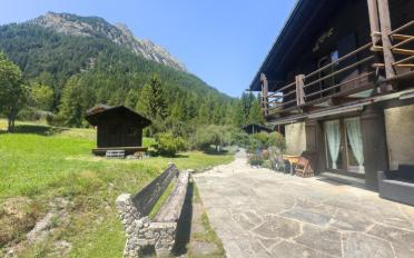 Chalet 4.5 pièces - image - 1