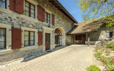 Einfamilienhaus 11.5 Zimmer - image - 3