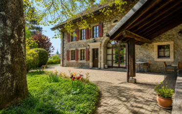 Einfamilienhaus 11.5 Zimmer - image - 2