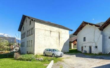 Wohngebäude 18 Zimmer - image - 1