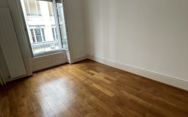 Apartment 4 rooms - image - 9