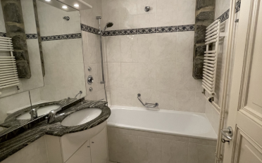 Apartment 4 rooms - image - 10