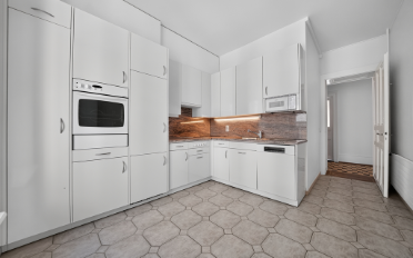 Apartment 4 rooms - image - 6