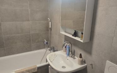 Apartment 4.5 rooms - image - 8