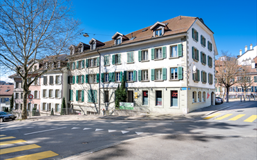 Bureau - image - 1