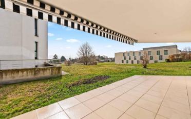 Commercial - image - 9