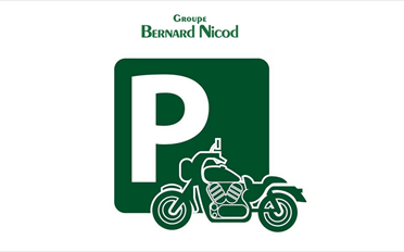 Place à motos extérieure - image - 1