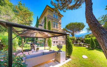 Villa 10 Zimmer - image - 1