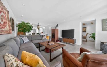 Villa 7.5 Zimmer - image - 4