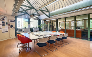 Office - image - 2