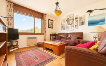 Villa 6.5 pièces - image - 6