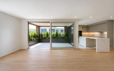 Apartment 6 rooms - image - 3
