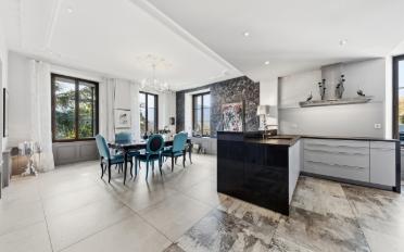 Maison 7 pièces - image - 2
