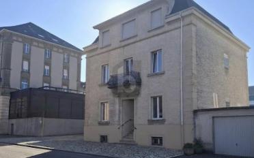 Bureau 4 pièces - image - 1