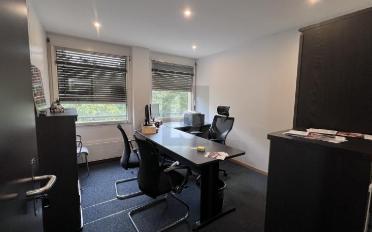 Office 3 rooms - image - 4