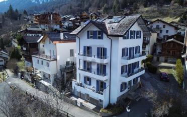 Residential building 12.5 rooms - image - 1