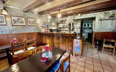 Restaurant 8 pièces - image - 2