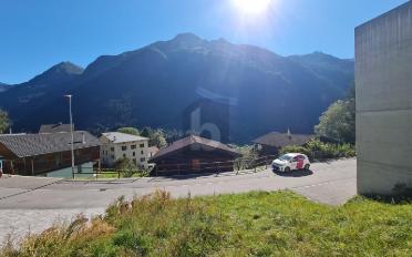 Building land - image - 1