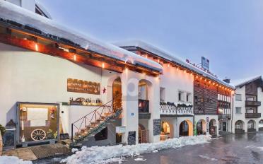 Restaurant 10 pièces - image - 1