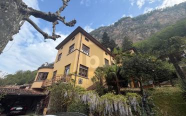 Villa 7.5 rooms - image - 2