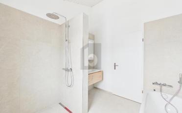 Einfamilienhaus 6.5 Zimmer - image - 3