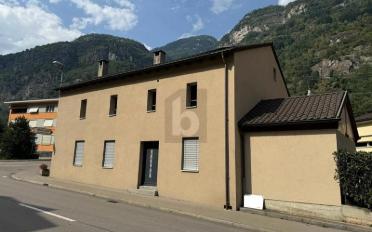 Bifamiliar house 7 rooms - image - 1