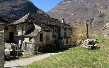 Maison 8 pièces - image - 2