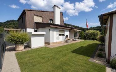 Einfamilienhaus 5.5 Zimmer - image - 1