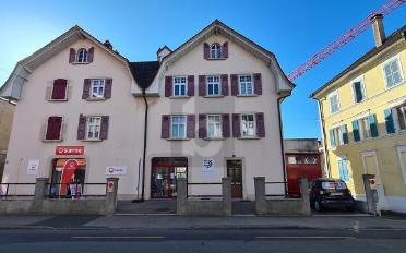 Residential building 21.5 rooms - image - 2