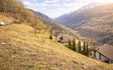 Building land - image - 3