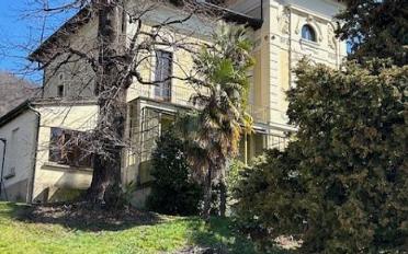 Villa 14 pièces - image - 1