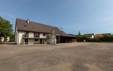 Residential building 13 rooms - image - 1