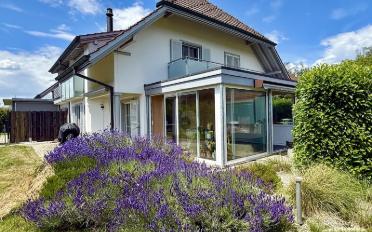 Doppeleinfamilienhaus 6.5 Zimmer - image - 1