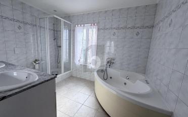 Attic flat 3.5 rooms - image - 3