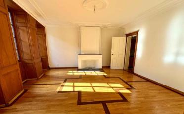 Bureau - image - 11