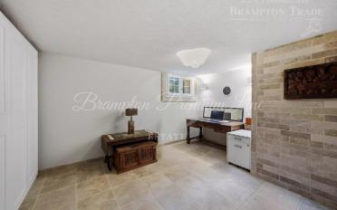 Villa 8 Zimmer - image - 12