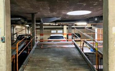offener Parkplatz - image - 1