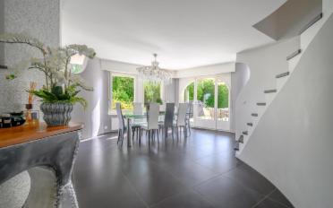 Einfamilienhaus 7.5 Zimmer - image - 3