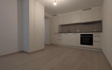 Apartment 4 rooms - image - 3