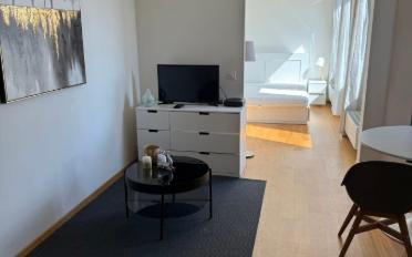 Studio - image - 1