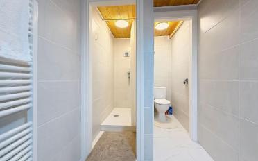 Chalet 16 rooms - image - 8