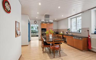 Maison 9 pièces - image - 4