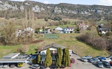 Einfamilienhaus 10.5 Zimmer - image - 2