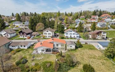 Villa 7.5 Zimmer - image - 2