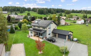Einfamilienhaus 5.5 Zimmer - image - 1