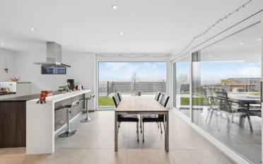 Einfamilienhaus 6.5 Zimmer - image - 2