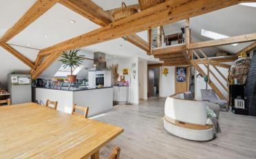 Mixed use property - image - 1